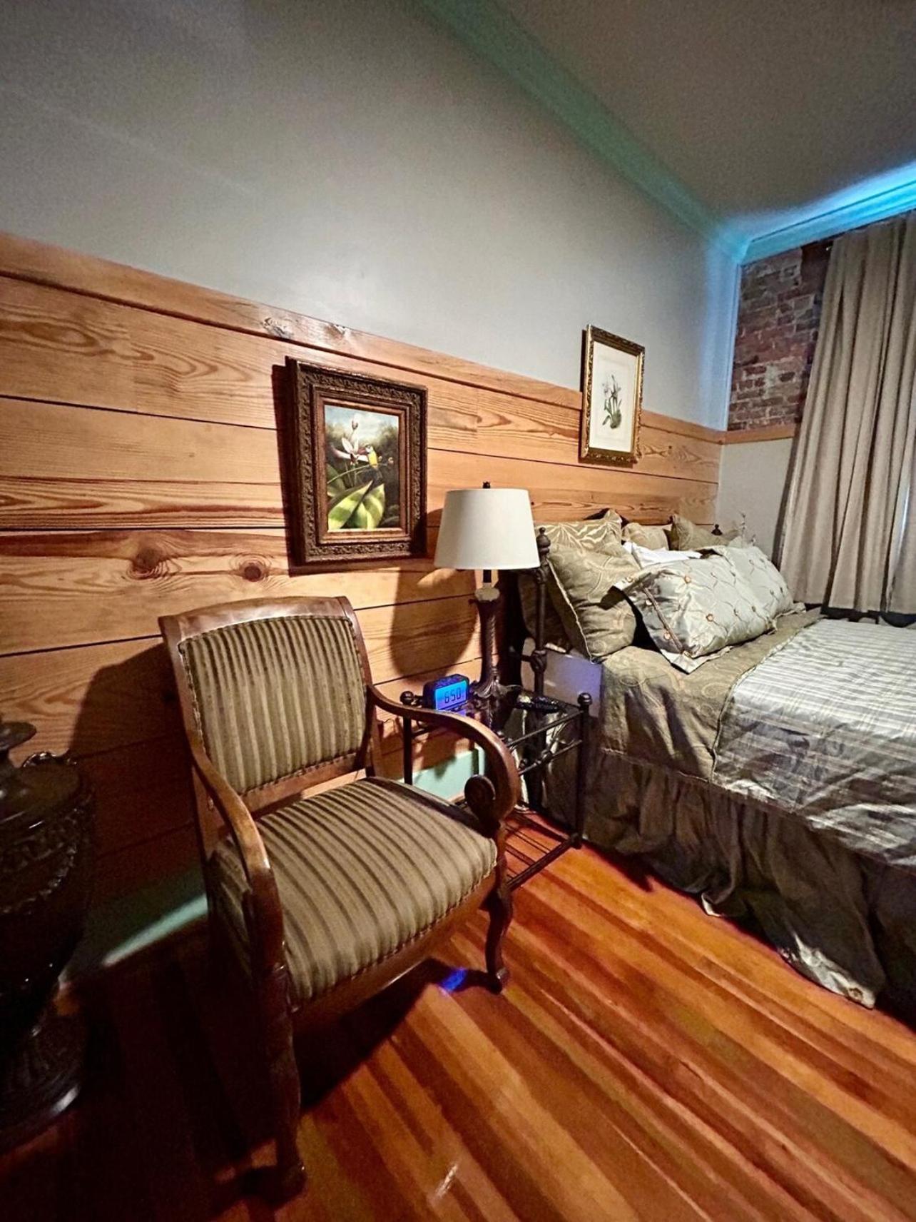 Chipley'S Squareview Inn Carthage Dış mekan fotoğraf